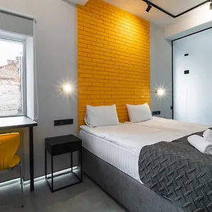 z-one-hostel.hotelslviv.net/